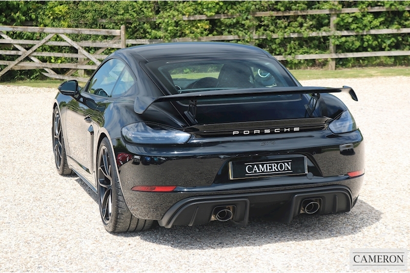 Porsche 4.0 GT4 Coupe 2dr Petrol Manual Euro 6 (s/s) (420 ps)