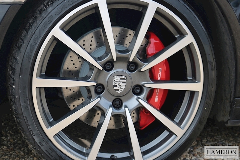 Porsche 991 Carrera 4 S PDK Coupe 3.8 2dr Coupe PDK Petrol