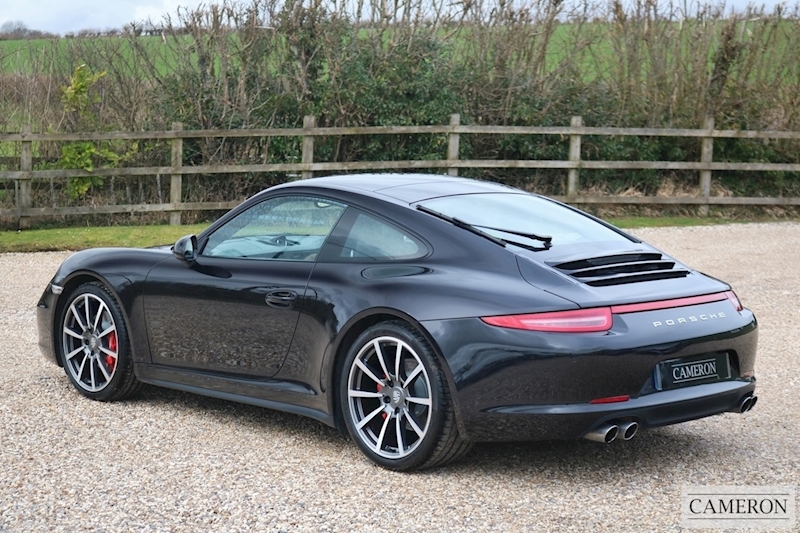 Porsche 991 Carrera 4 S PDK Coupe 3.8 2dr Coupe PDK Petrol