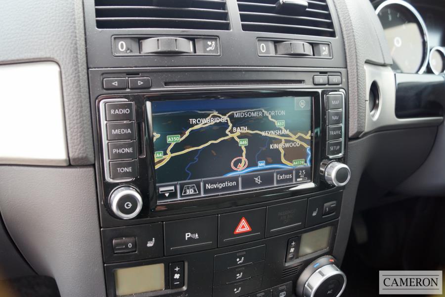 Volkswagen Volkswagen Touareg V6 Altitude Tdi Estate 3.0 Automatic Diesel