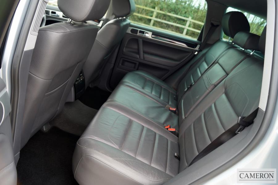 Volkswagen Volkswagen Touareg V6 Altitude Tdi Estate 3.0 Automatic Diesel