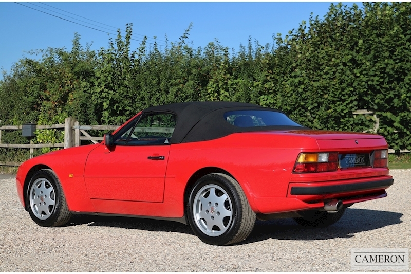 Porsche 3.0 S2 Cabriolet 3.0 3dr Convertible Manual Petrol