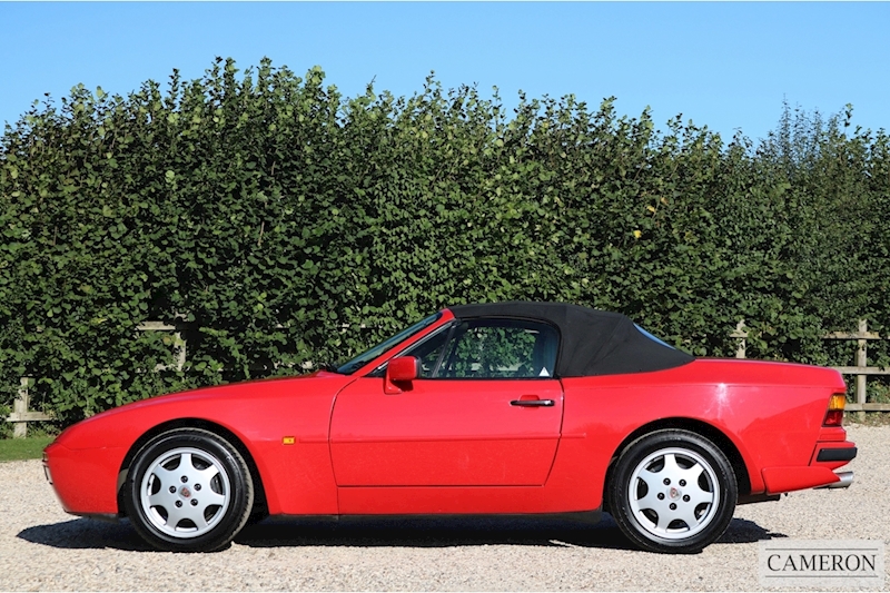 Porsche 3.0 S2 Cabriolet 3.0 3dr Convertible Manual Petrol