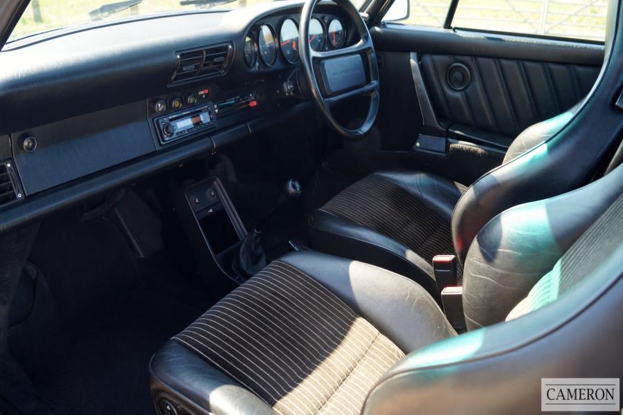 Porsche 911 Carrera 3.2 Targa Sport G50