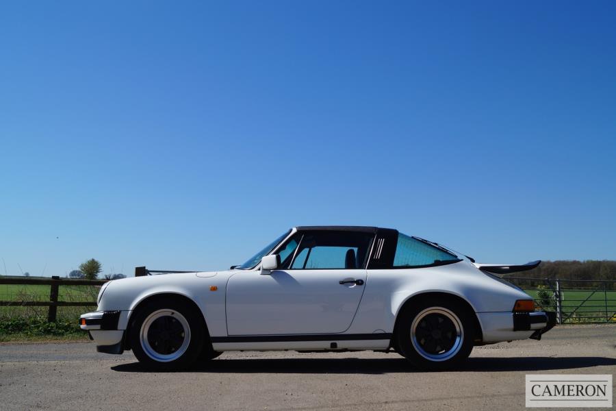 Porsche 911 Carrera 3.2 Targa Sport G50