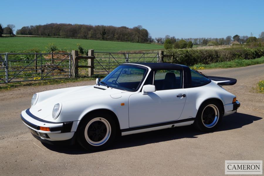 Porsche 911 Carrera 3.2 Targa Sport G50