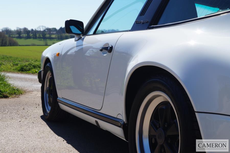 Porsche 911 Carrera 3.2 Targa Sport G50