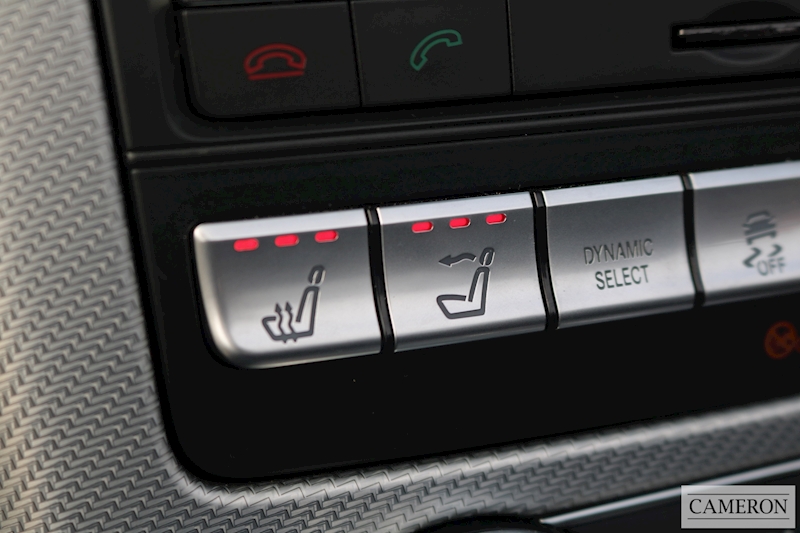 Mercedes-Benz 2.1 SLC250d AMG Line Convertible 2dr Diesel G-Tronic Euro 6 (s/s) (204 ps)