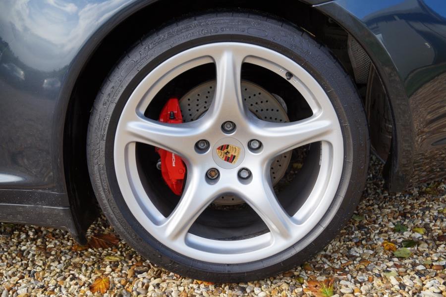 Porsche 911 997 Carrera 4S Coupe 3.8 2dr Coupe Manual Petrol