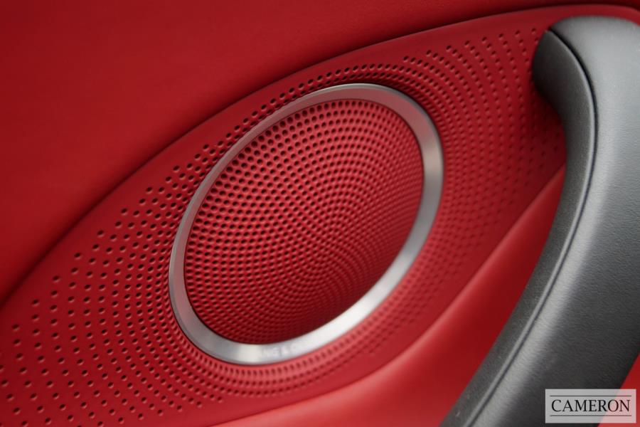 Audi R8 V10 Quattro Coupe 5.2 Manual Petrol