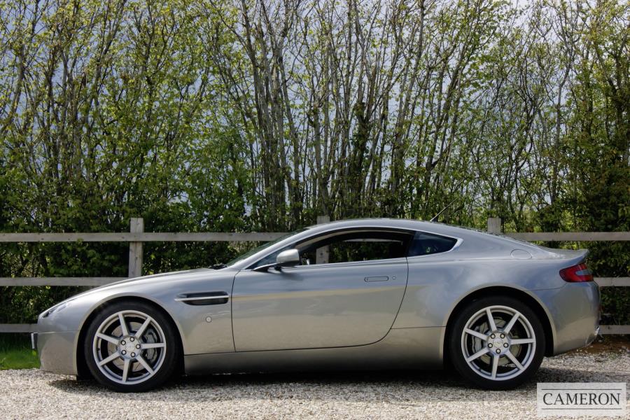Aston Martin Vantage V8 Hatchback 4.3 Manual Petrol