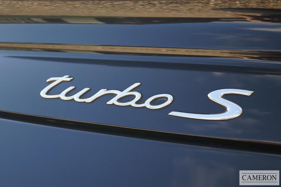 Porsche 911 Turbo S Convertible +Manual