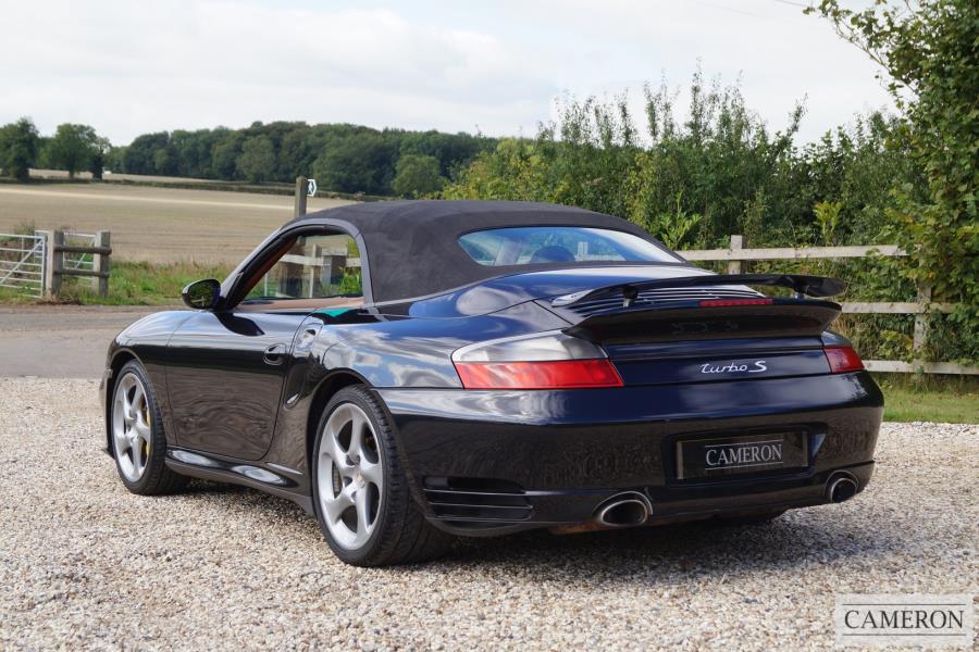 Porsche 911 Turbo S Convertible +Manual
