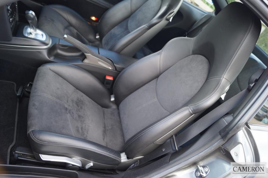 Porsche Porsche 911 Carrera Gts Pdk Coupe 3.8 Semi Auto Petrol