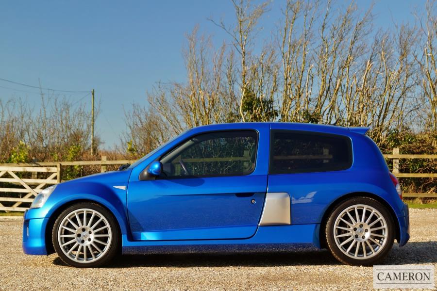 Renault Clio V6 255 2.9 3dr Hatchback Manual Petrol