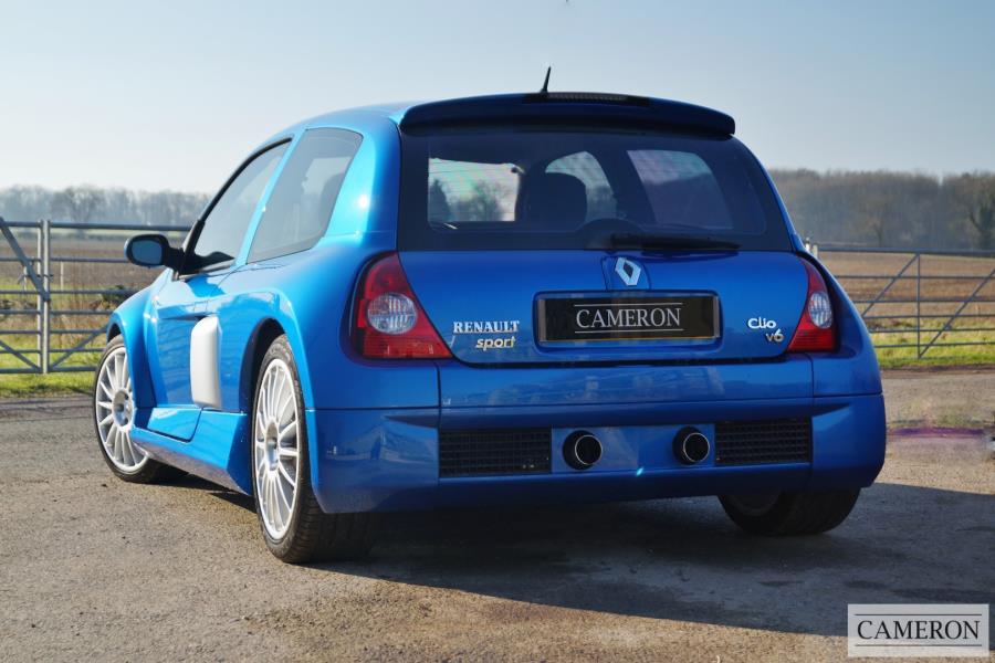 Renault Clio V6 255 2.9 3dr Hatchback Manual Petrol