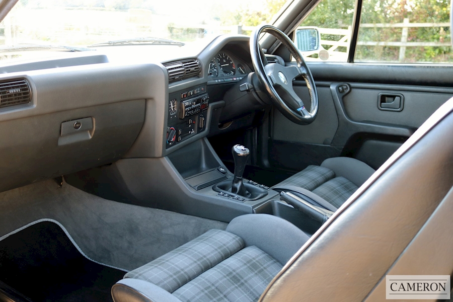 BMW E30 320i Convertible 2.0 2dr Convertible Manual Petrol