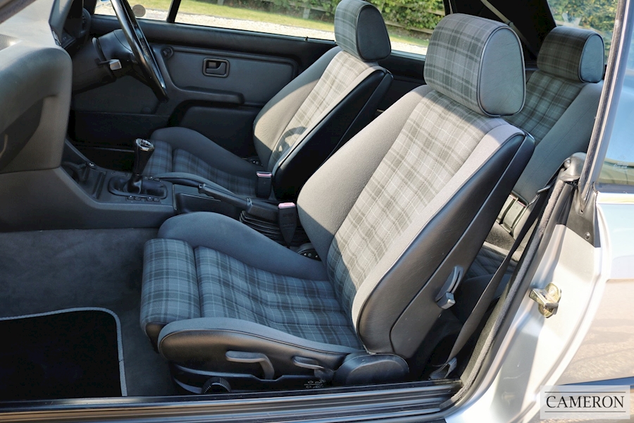 BMW E30 320i Convertible 2.0 2dr Convertible Manual Petrol