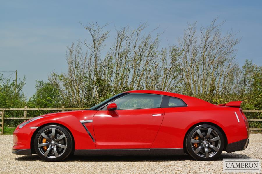 Nissan GT-R Premium Edition 3.8 Coupe