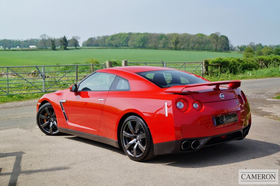 Nissan GT-R Premium Edition 3.8 Coupe