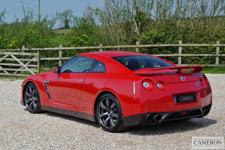 Nissan GT-R Premium Edition 3.8 Coupe