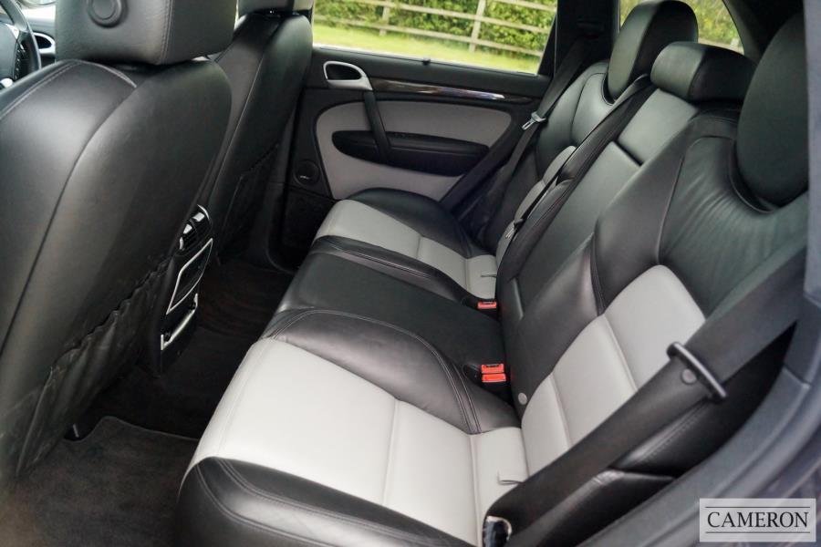 Porsche Cayenne Turbo S Estate 4.8 Automatic Petrol