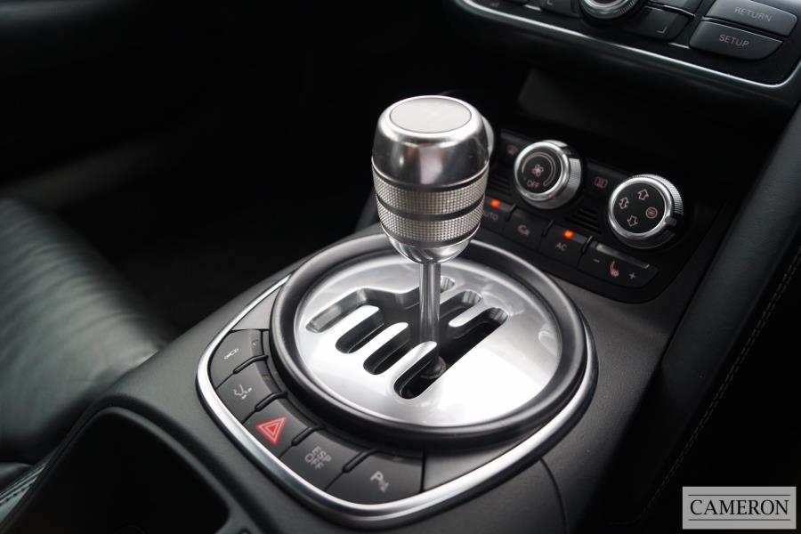 Audi R8 Quattro 4.2 2dr Coupe Manual Petrol