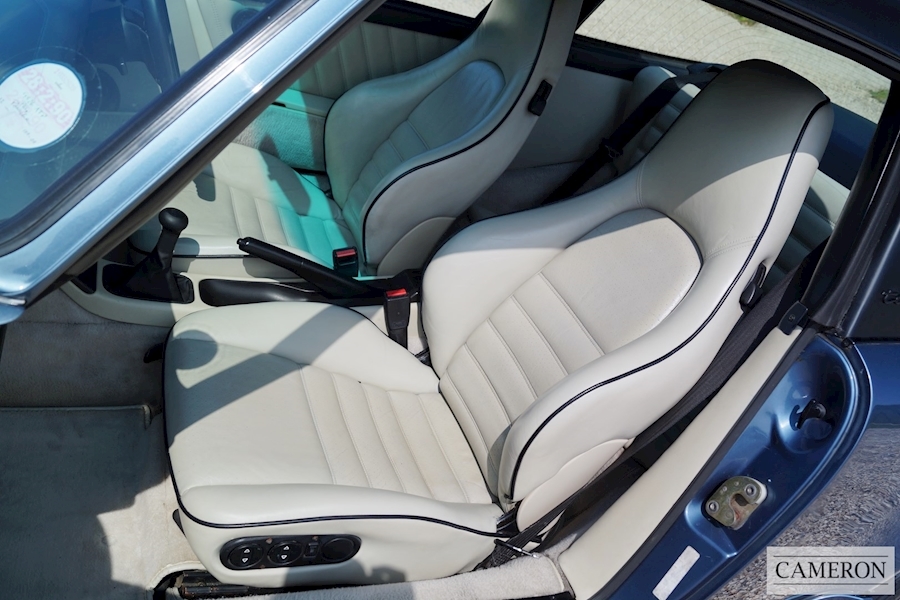 Porsche 911 964 Carrera 2 Targa 3.6 Manual