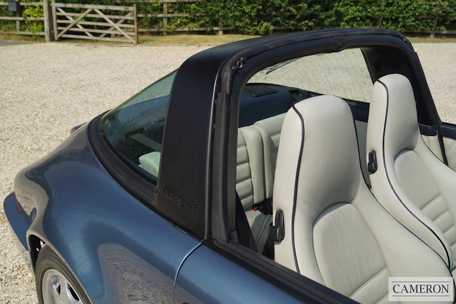 Porsche 911 964 Carrera 2 Targa 3.6 Manual