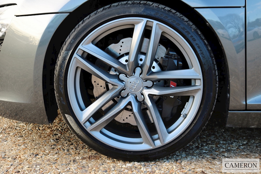 Audi R8 Spyder V8 Quattro Convertible 4.2 Semi Auto Petrol