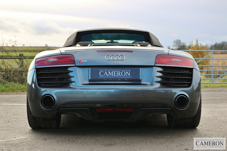 Audi R8 Spyder V8 Quattro Convertible 4.2 Semi Auto Petrol