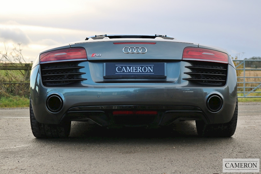 Audi R8 Spyder V8 Quattro Convertible 4.2 Semi Auto Petrol
