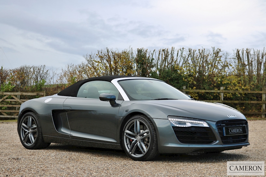 Audi R8 Spyder V8 Quattro Convertible 4.2 Semi Auto Petrol