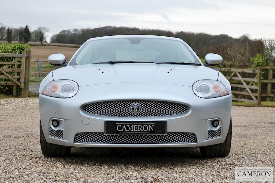 Jaguar/Daimler XKR Coupe 4.2 V8 Supercharged Coupe