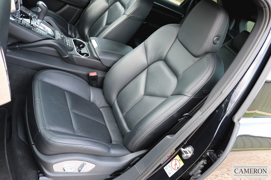 Porsche Cayenne D V6 Tiptronic Estate 3.0 Automatic Diesel +High Spec +Porsche Warranty