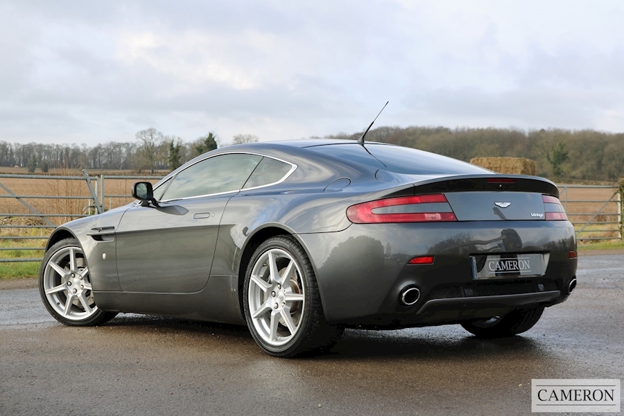 Aston Martin Aston Martin Vantage V8 Coupe Hatchback 4.3 Manual Petrol
