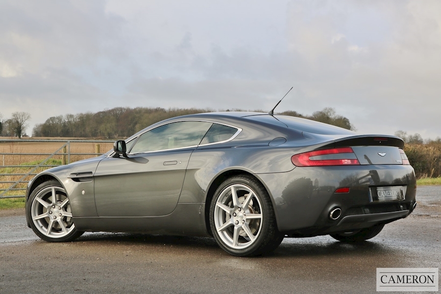 Aston Martin Aston Martin Vantage V8 Coupe Hatchback 4.3 Manual Petrol