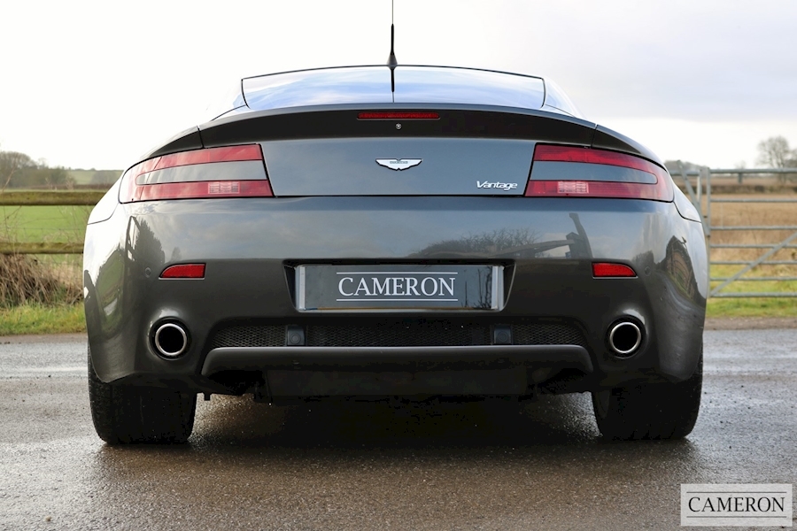 Aston Martin Aston Martin Vantage V8 Coupe Hatchback 4.3 Manual Petrol