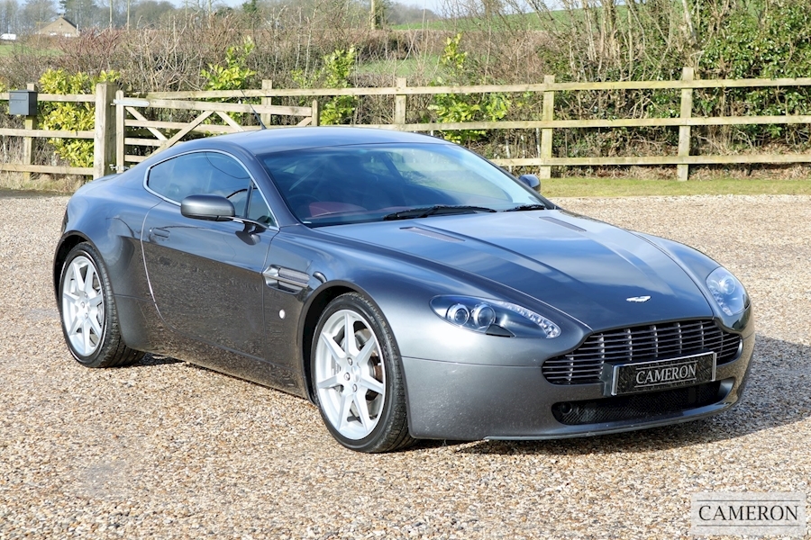 Aston Martin Aston Martin Vantage V8 Coupe Hatchback 4.3 Manual Petrol