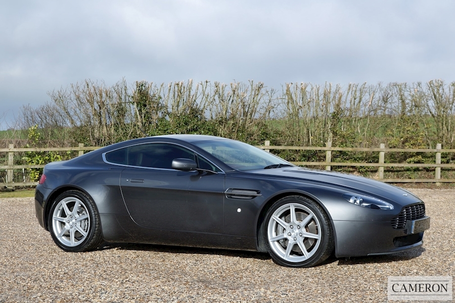 Aston Martin Aston Martin Vantage V8 Coupe Hatchback 4.3 Manual Petrol