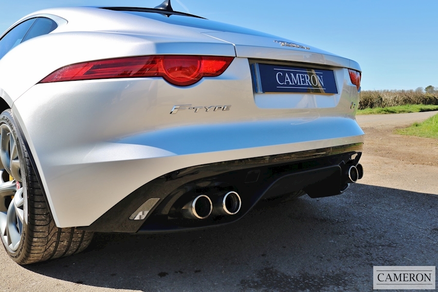 Jaguar F-Type R Coupe 5.0 Supercharged Quickshift +Ceramic Brakes +Pan Roof