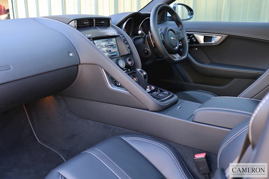 Jaguar F-Type R Coupe 5.0 Supercharged Quickshift +Ceramic Brakes +Pan Roof