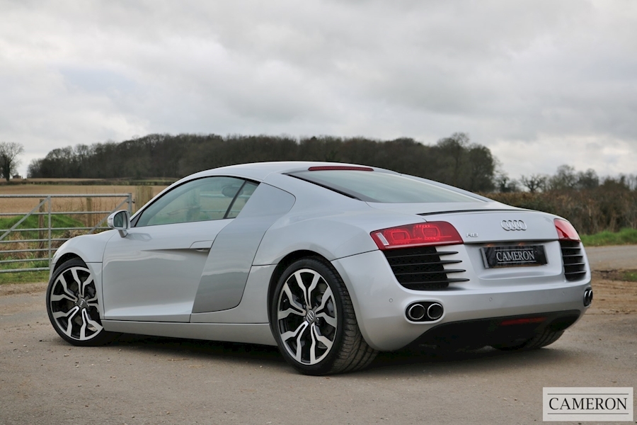 Audi R8 V8 Quattro Coupe 4.2 Manual Petrol