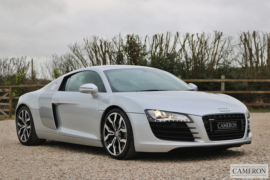 Audi R8 V8 Quattro Coupe 4.2 Manual Petrol
