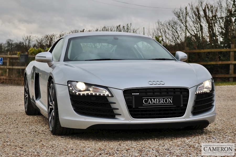 Audi R8 V8 Quattro Coupe 4.2 Manual Petrol