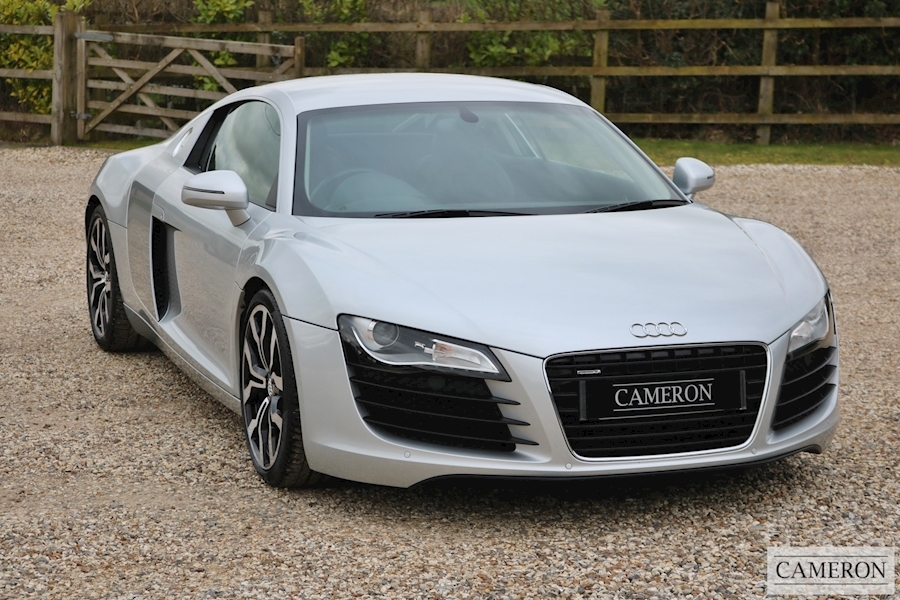 Audi R8 V8 Quattro Coupe 4.2 Manual Petrol