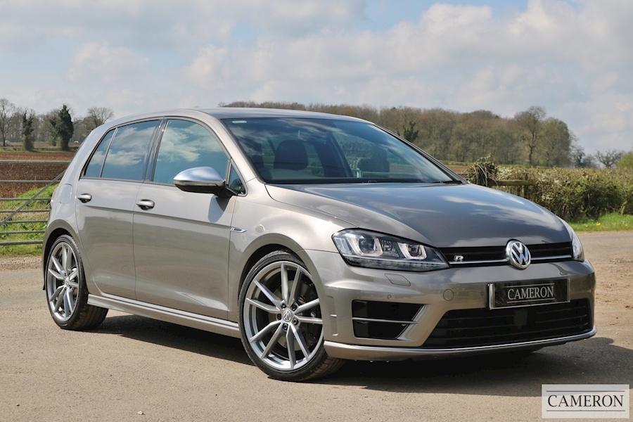 Golf R 5dr +Manual Gearbox  +19" Pretoria Wheels