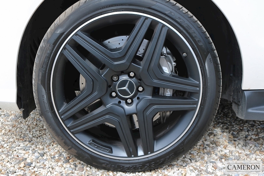 Mercedes M-Class ML63 Amg Premium Estate 5.5 Automatic Petrol