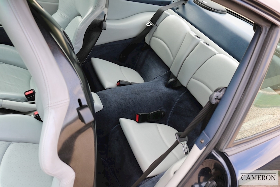 Porsche 911 993 Carrera 4 Coupe 3.6 Varioram Manual