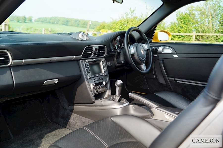 Porsche 911 997 Carrera 4 S Coupe +GT3 Aerokit+